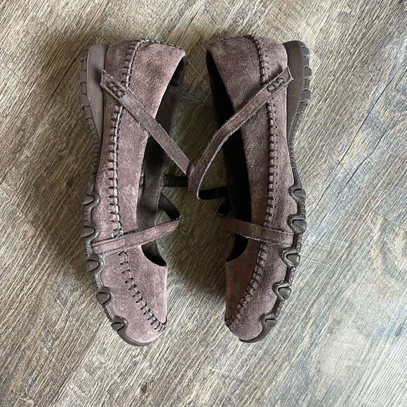 Sketchers leather mary jane chocolate brown memory foam shoes - Picture 4 of 11